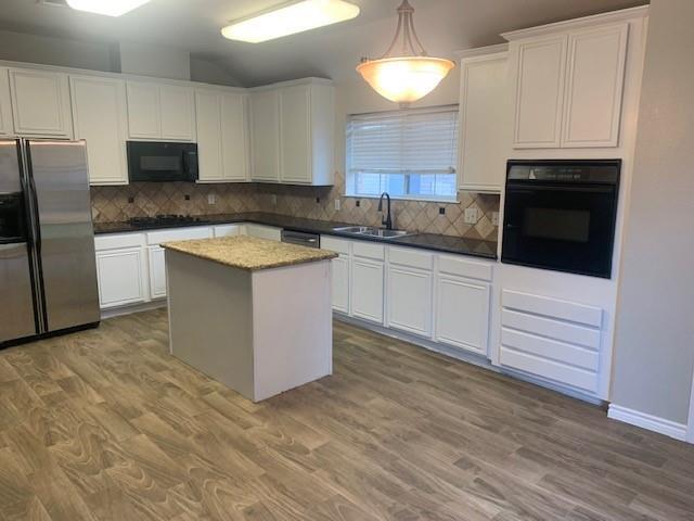 Building Photo - 21543 Oak Park Trails Dr