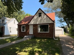 Building Photo - 4516 N 44th St
