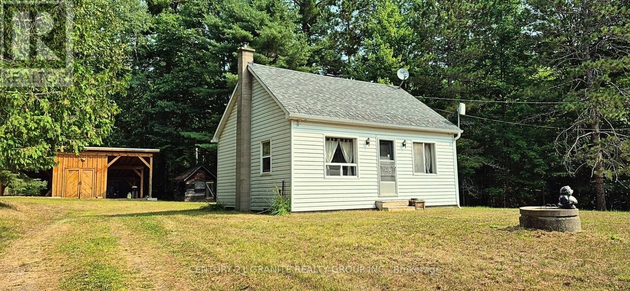 Primary Photo - 176 Bay Lake Rd