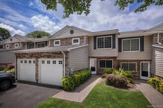 Building Photo - 2505 Townehouse Dr