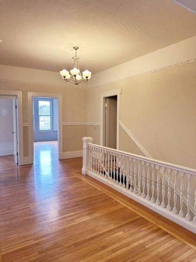 Photo - 1889 Page St Apartment