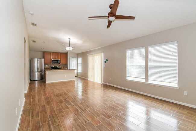 Building Photo - 11751 Pleasant Creek Dr