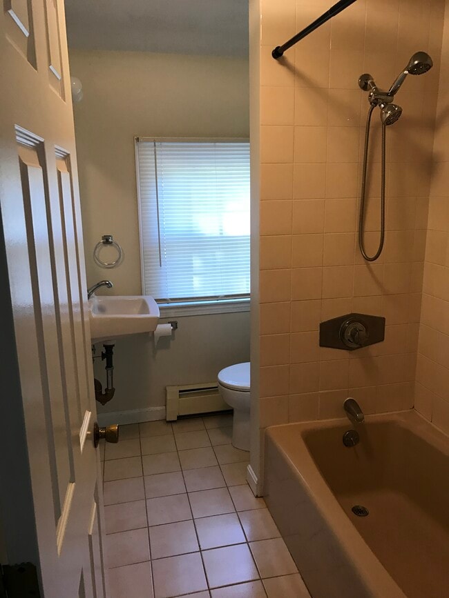 Photo - 206 North Rd Townhome