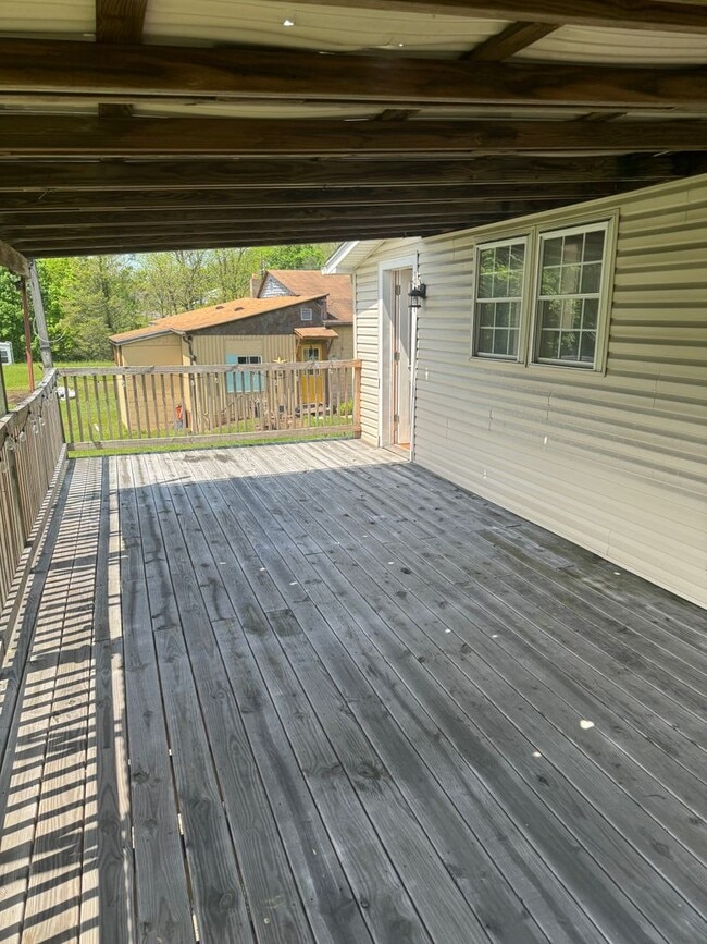 Building Photo - 3 Bedrooms 1.5 Bath home - Wisconisco Pa