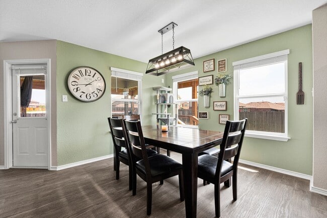 Building Photo - Charming 4-Bedroom Home in Valley Ranch – Resort-Style Amenities & Prime Location!