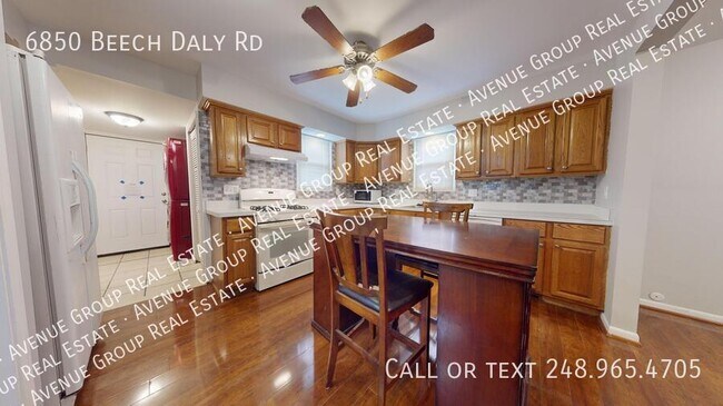 Building Photo - 6850 Beech Daly Rd