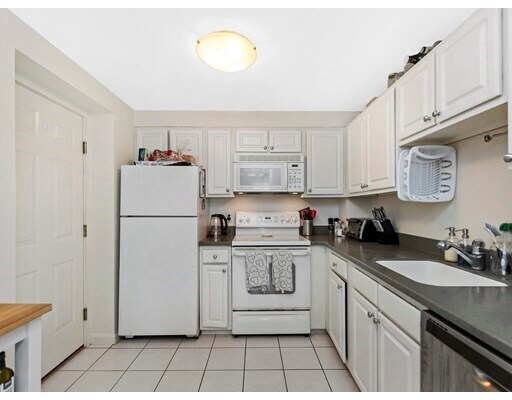 Foto del edificio - 329 Harvard St