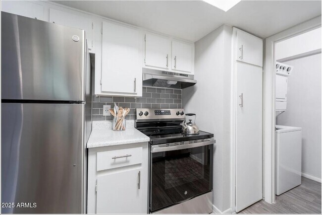 Foto del edificio - 2311 E Union Hills Dr