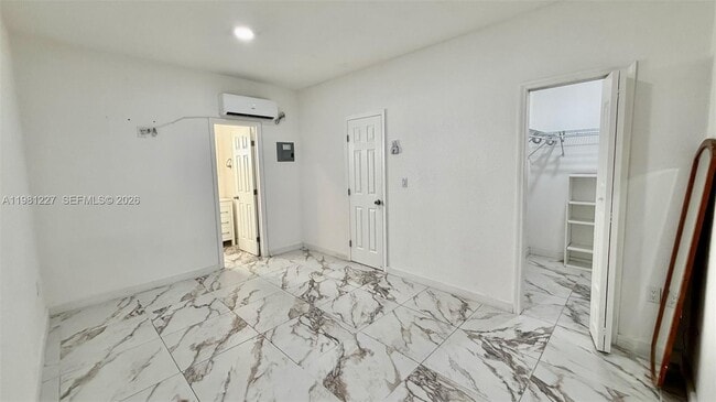 Building Photo - 12435 SW 42nd St