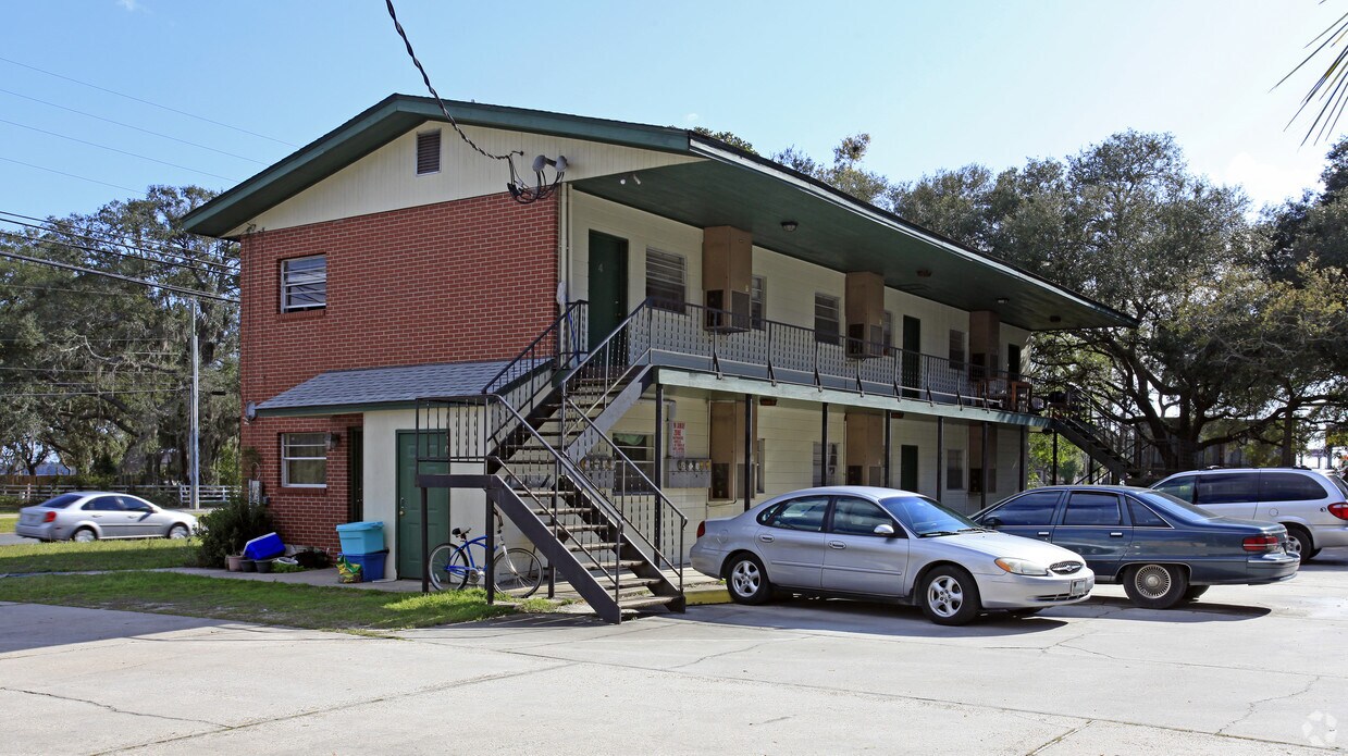 Primary Photo - 6116 E Us-98