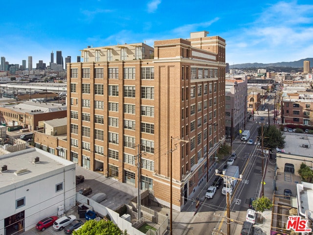 Building Photo - 1850 Industrial St