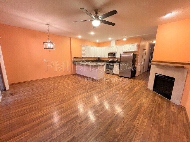 Foto del edificio - 4325 SE 79th Ave