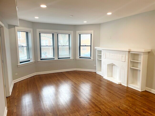 Foto del edificio - 4415 W School St