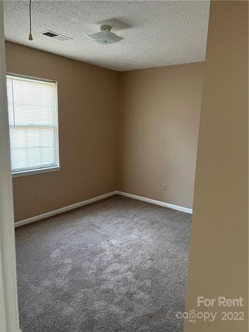 Foto del edificio - 550 S Green St