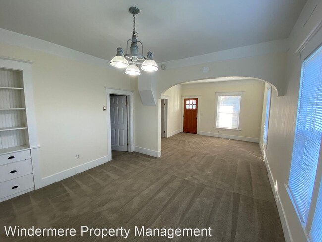 Building Photo - 3 br, 1 bath House - 2436 Humboldt St