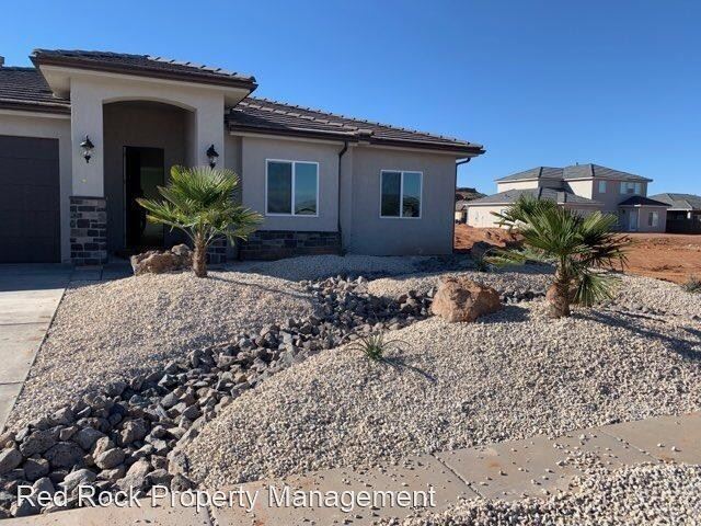 Foto principal - 4 br, 2 bath House - 3322 E Holly Dr
