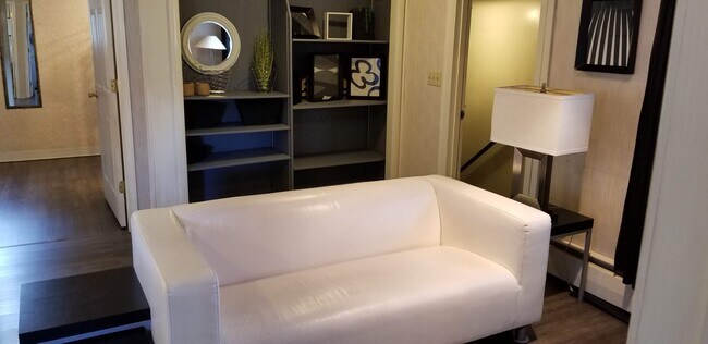 Foto del edificio - 33 S White Oak St