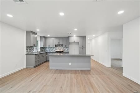 Foto del edificio - 4664 Sierra St