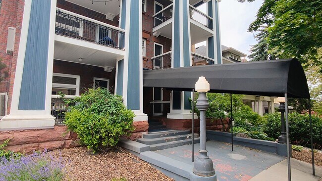 Foto del edificio - 1280 E South Temple