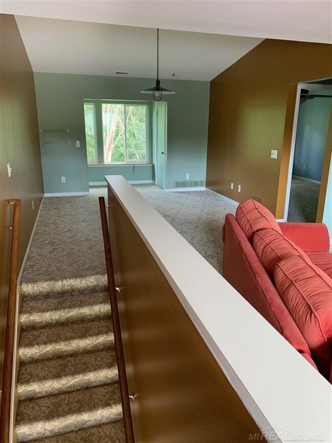 48 Rosebud Ln, Mount Clemens, MI 48043 Condo for Rent in Mount