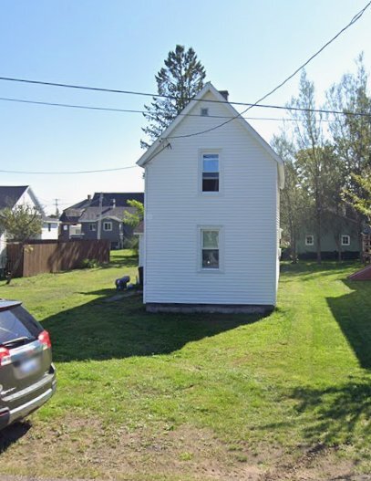 Building Photo - 17 5th St