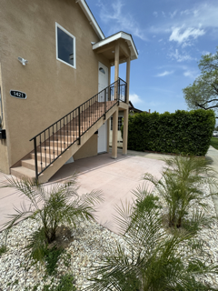 Building Photo - 1421 N Hollywood Way