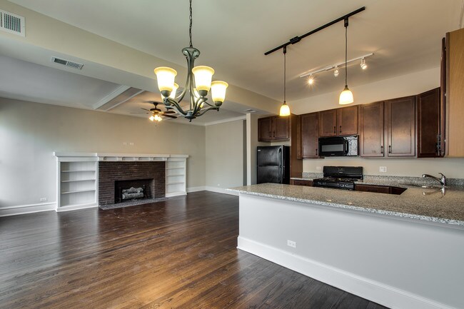 Foto del edificio - 5802 N Kenmore Ave