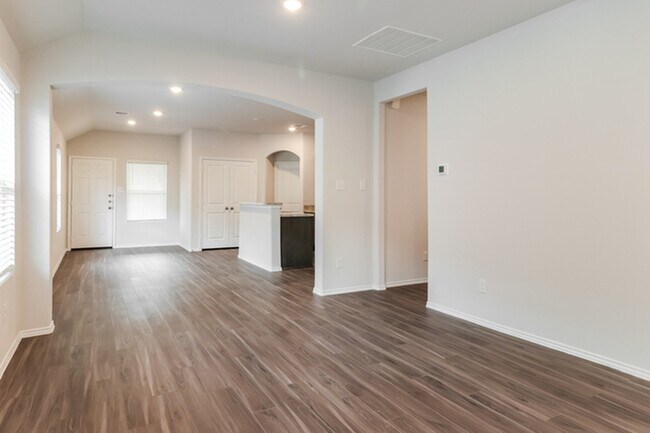 Foto del edificio - 507 Sussex Dr
