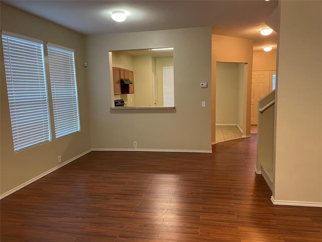 Building Photo - 2637 Van Buren Dr