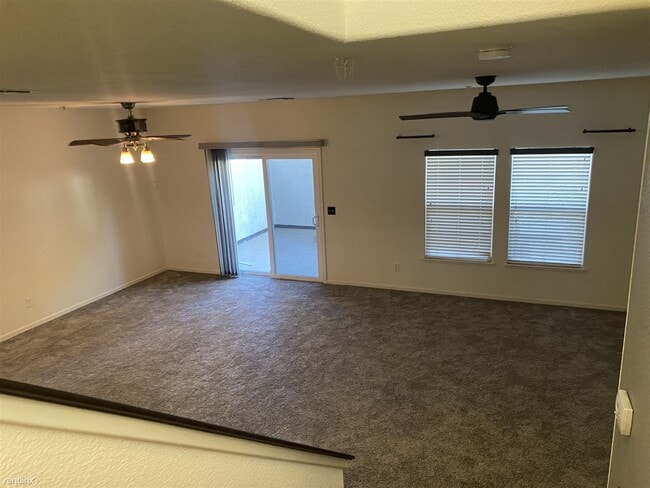 Building Photo - 3 br, 2.5 bath Townhome - 3301 North Park ...