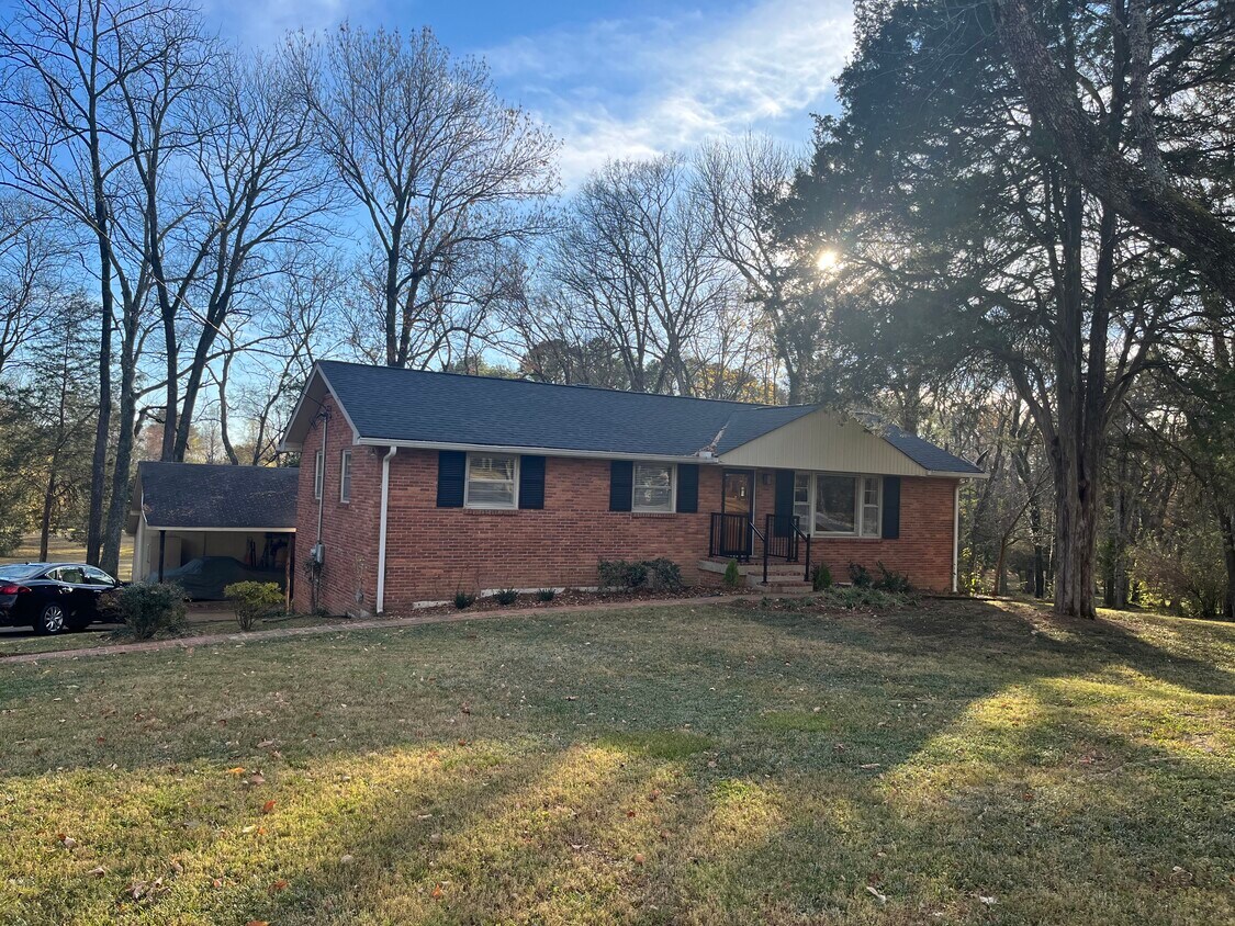 9039 Forest Lawn Dr, Brentwood, TN 37027 House Rental in Brentwood