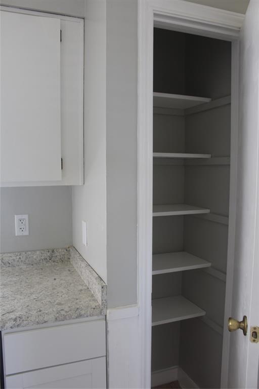 Foto del edificio - 4111 Lark Ln