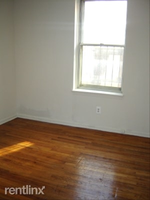 Building Photo - 526 Spruce St