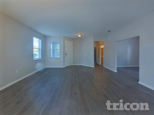 Building Photo - 19706 Timberbluff Dr