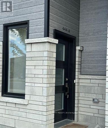 Building Photo - 444 Maize St