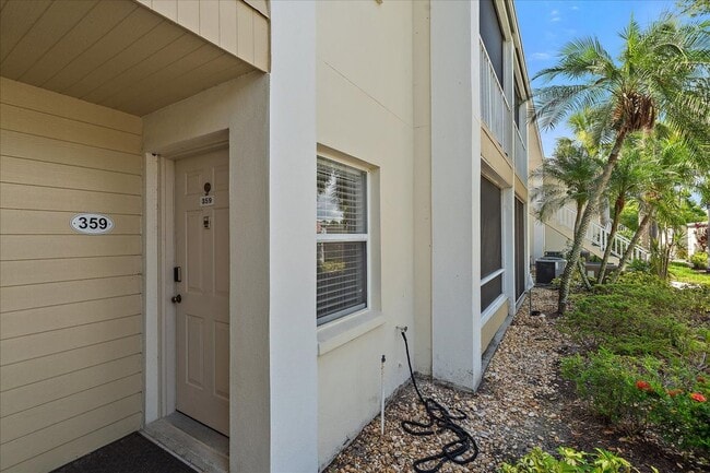 Building Photo - 425 Cerromar Terrace