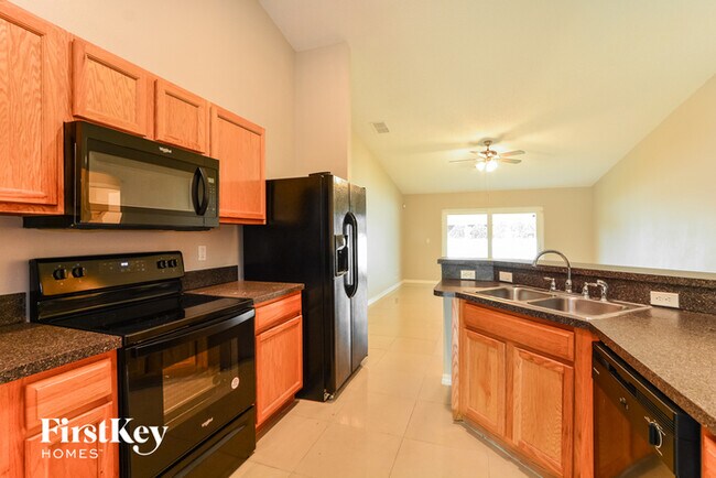 Foto del edificio - 307 Michigan Ln