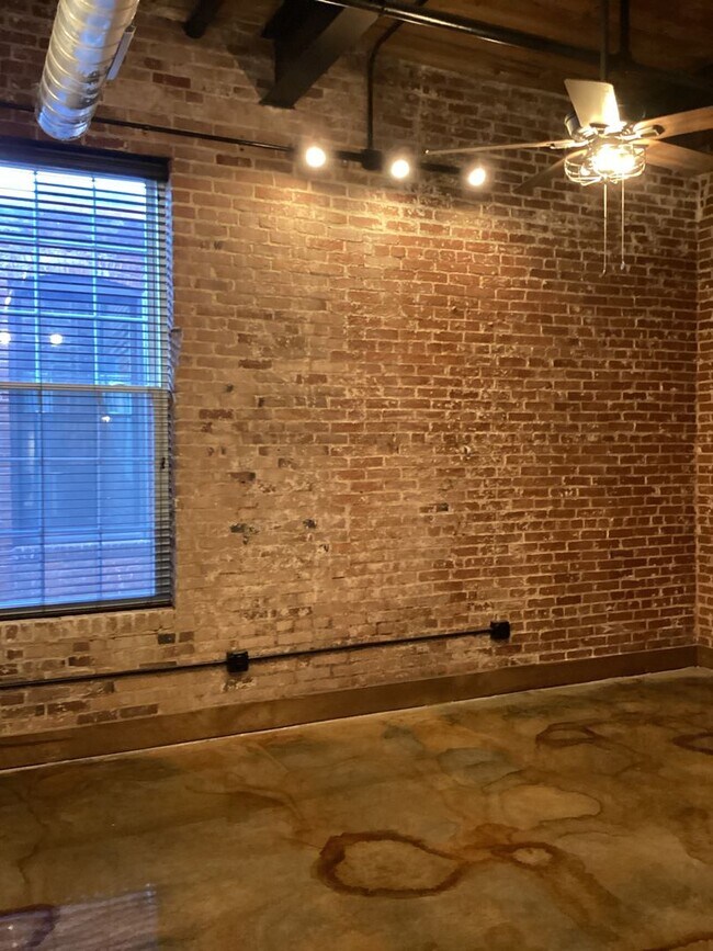 Foto del edificio - 1 Bedroom 1 Bathroom Apartment in Red Lion, PA