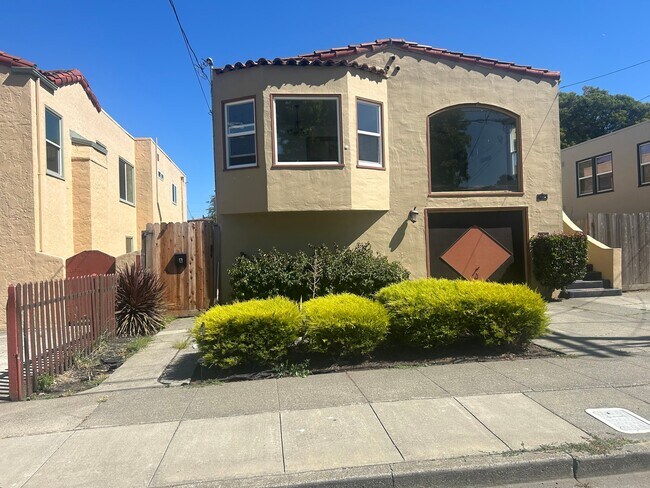 Building Photo - 1315 Ryder St