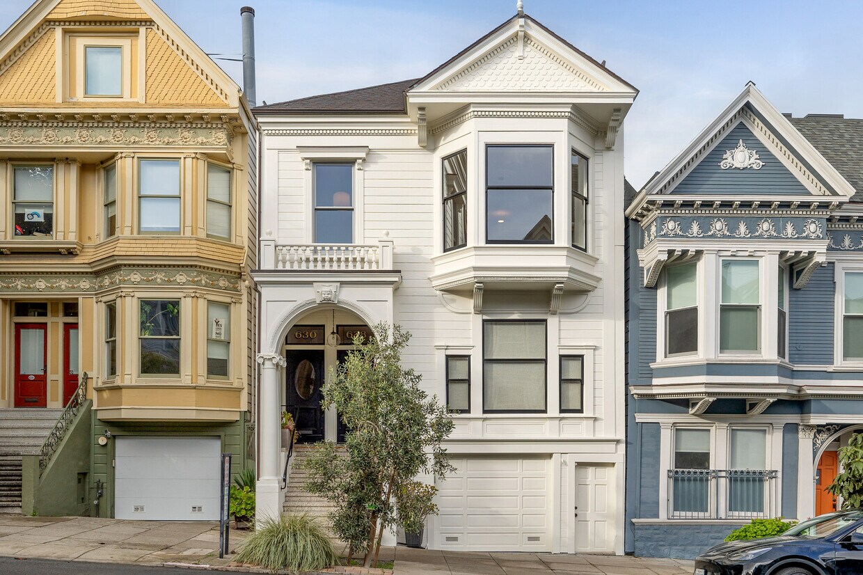 Primary Photo - 630 Waller St