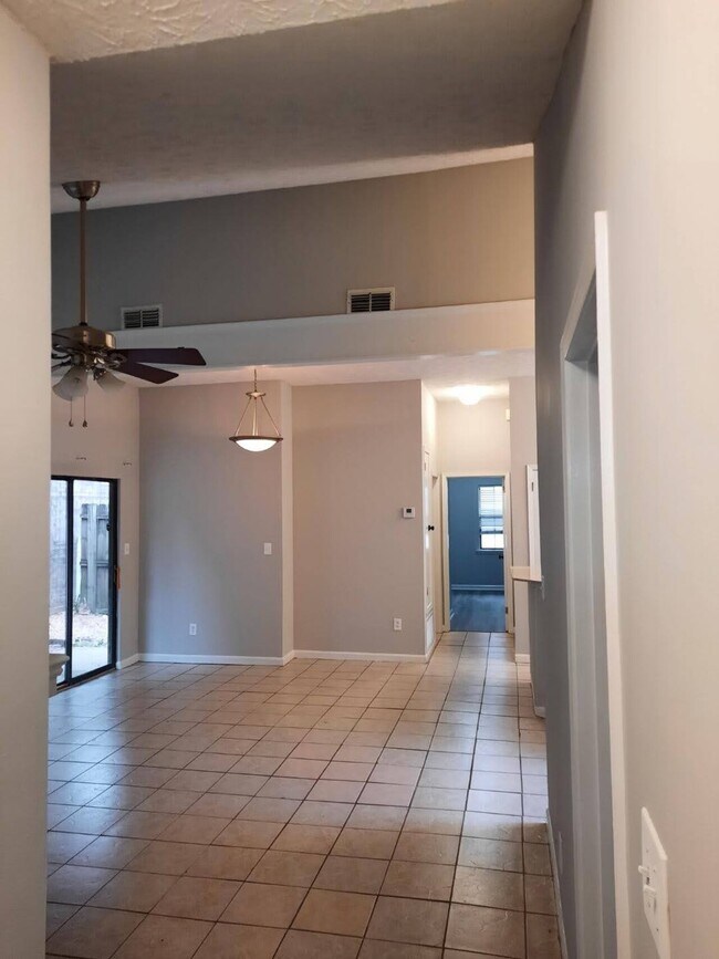 Building Photo - 3841 Perry Hill