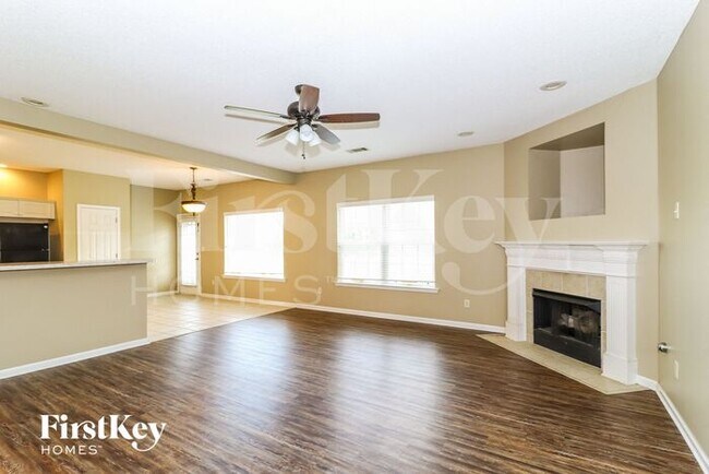 Foto del edificio - 8151 Blue Lagoon Dr