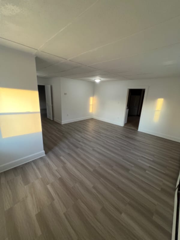 Building Photo - 491 S Main St