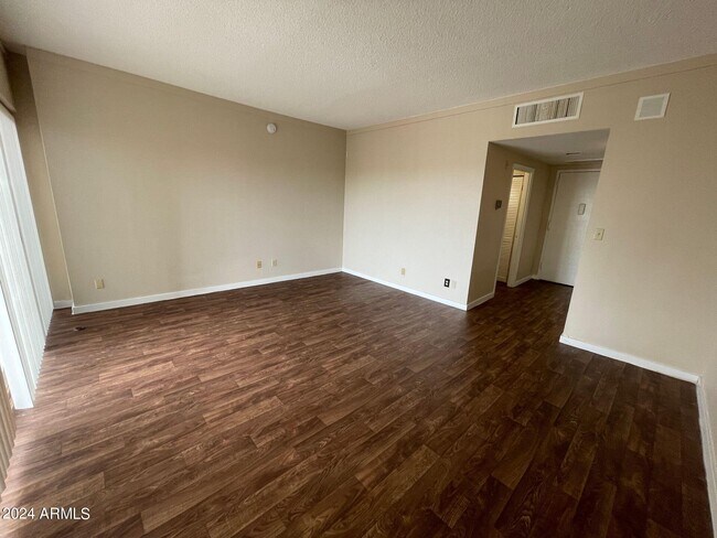 Foto del edificio - 4750 N Central Ave