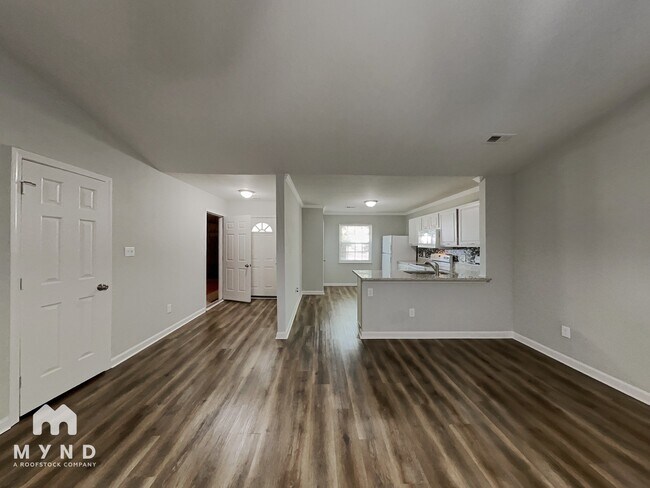 Foto del edificio - 6722 Rain Creek Way