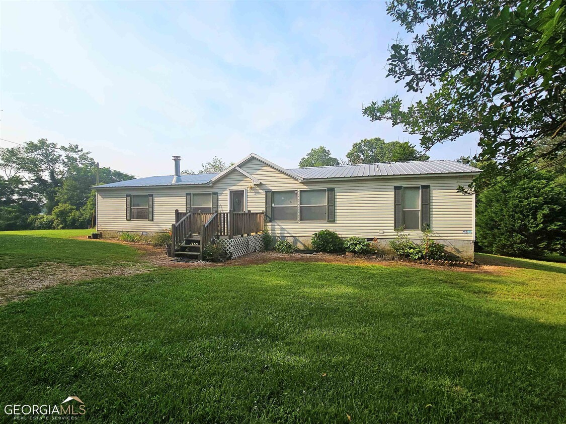 Primary Photo - 1001 Doster Rd
