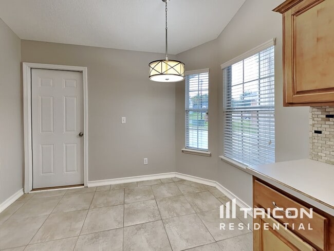 Building Photo - 2968 Majestic Oaks Ln
