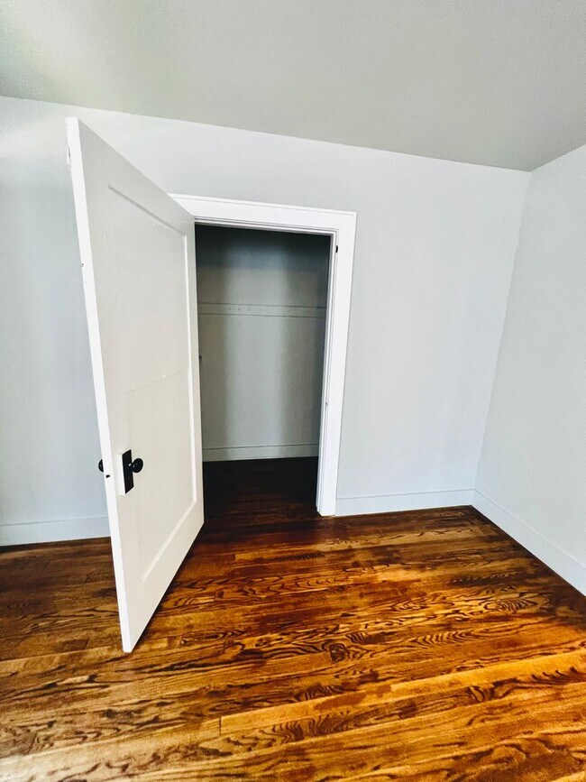 Foto del edificio - Updated 1BD 1BA Duplex in Mesta Park!