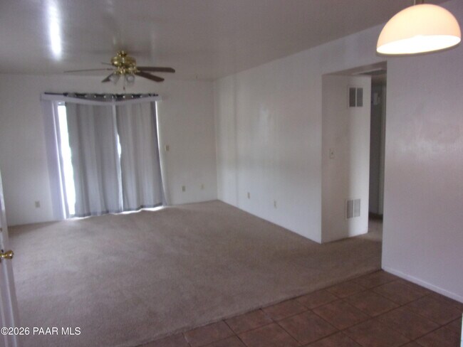 Foto del edificio - 716 1st St