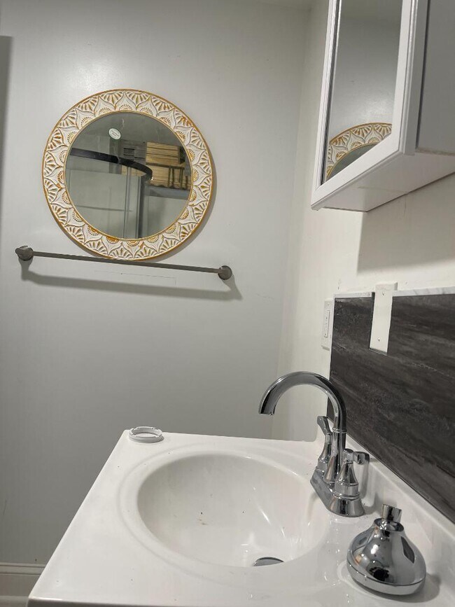 Foto del edificio - 416 Topeka Ave